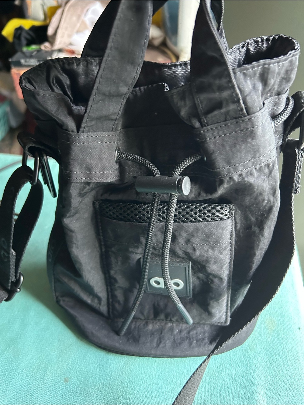 Alo Yoga Black Utility Crossbody/Handheld Bucket Bag